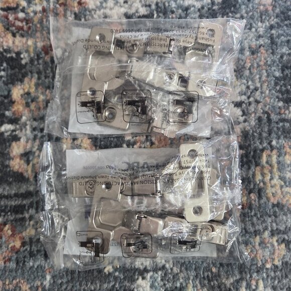 DecoBasics INSET Soft Close Cabinet Hinges for Frameless Concealed (4 Pcs) - Picture 2 of 7